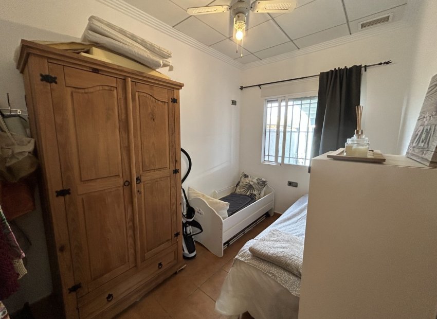 Resale - Villa - Los Urrutias