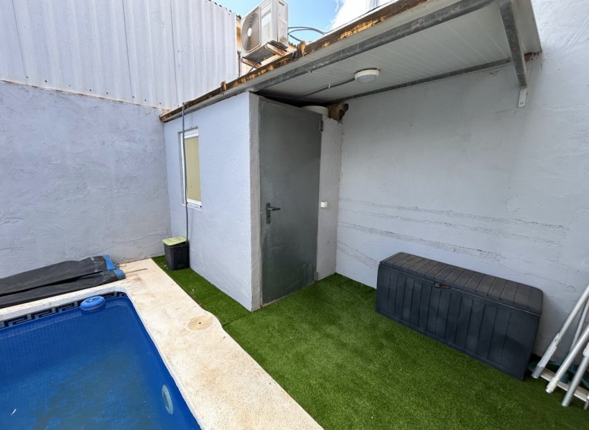 Resale - Villa - Los Urrutias