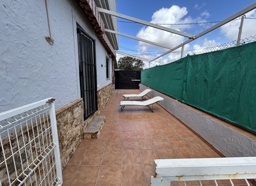 Resale - Villa - Los Urrutias