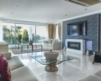 Resale - Villa - Marbella - Elviria