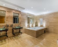 Resale - Villa - Marbella - Elviria