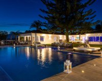 Resale - Villa - Marbella - Elviria