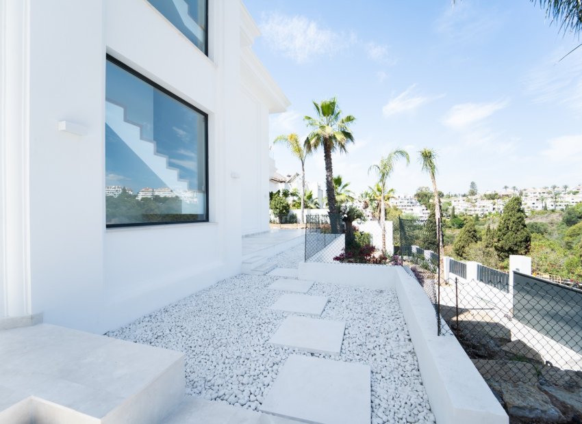 Resale - Villa - Marbella - Golden Mile