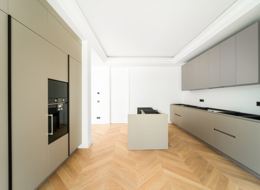 Resale - Villa - Marbella - Golden Mile