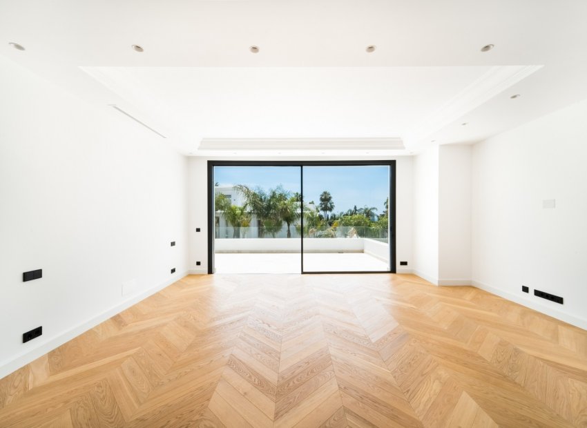 Resale - Villa - Marbella - Golden Mile