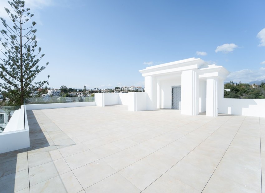 Resale - Villa - Marbella - Golden Mile