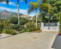 Resale - Villa - Marbella - Golden Mile