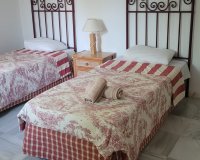 Resale - Villa - Marbella - Las Chapas