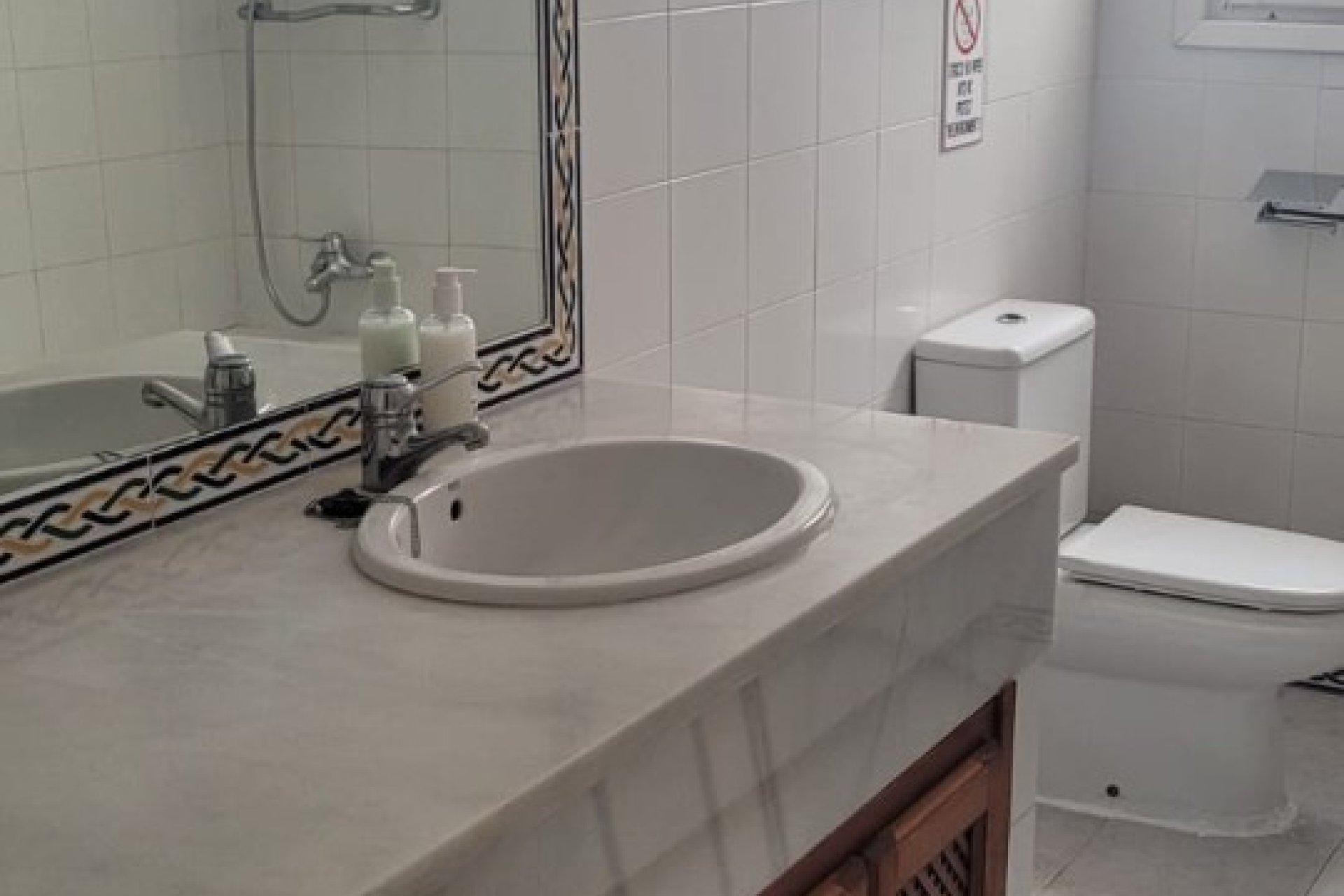 Resale - Villa - Marbella - Las Chapas