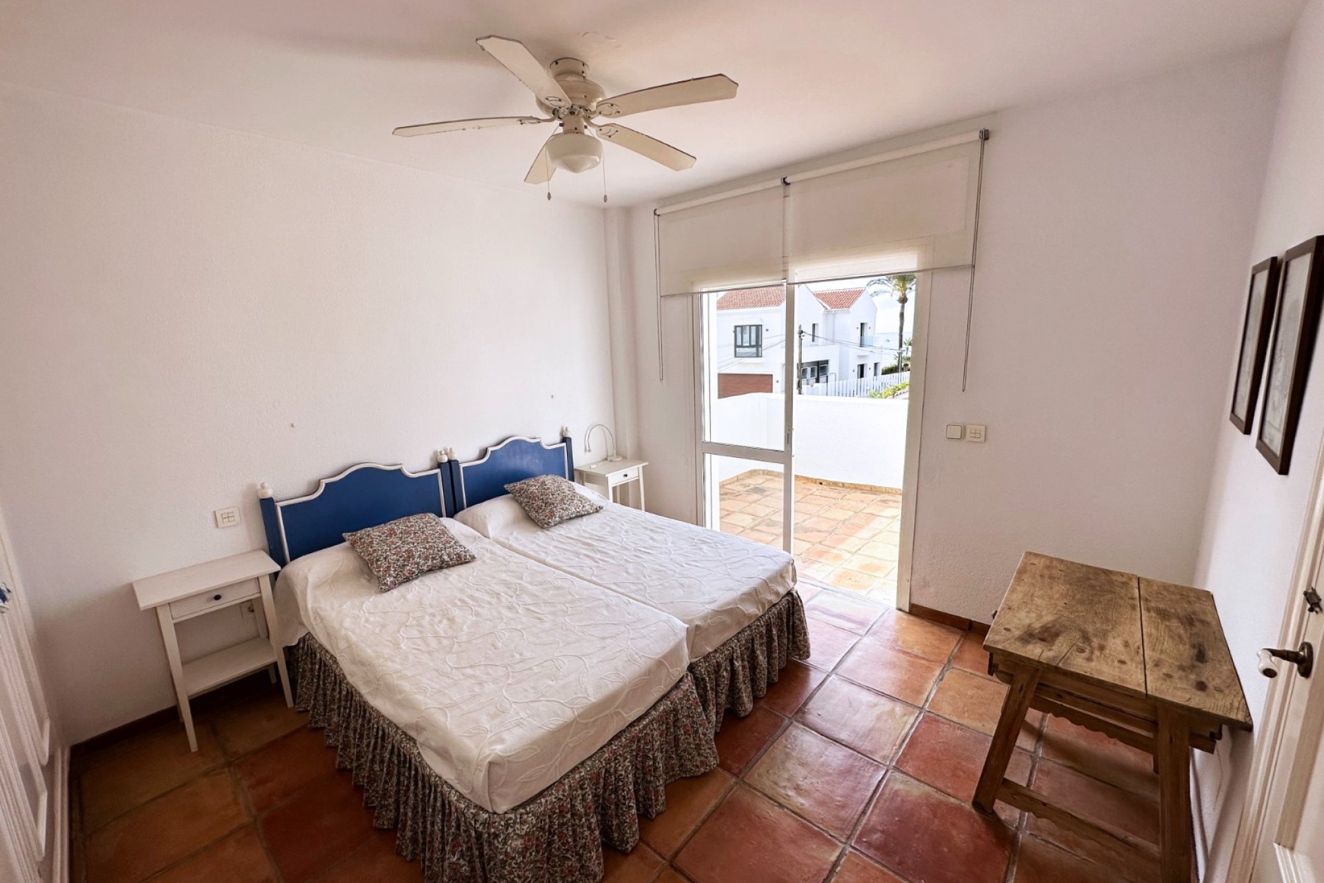 Resale - Villa - Marbella - Las Chapas