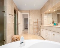 Resale - Villa - Marbella - Los Monteros