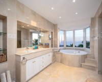 Resale - Villa - Marbella - Los Monteros