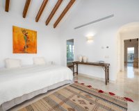 Resale - Villa - Marbella - Los Monteros