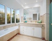 Resale - Villa - Marbella - Los Monteros