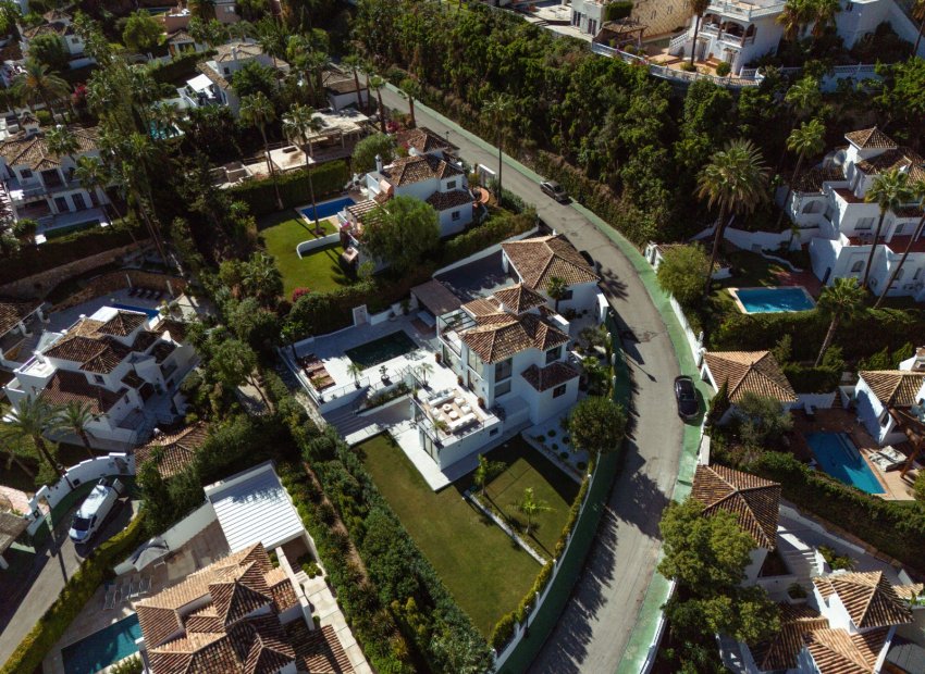 Resale - Villa - Marbella - Los Naranjos de Marbella