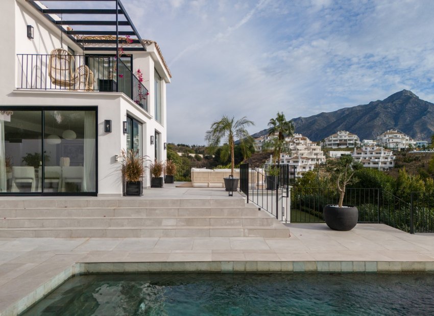 Resale - Villa - Marbella - Los Naranjos de Marbella