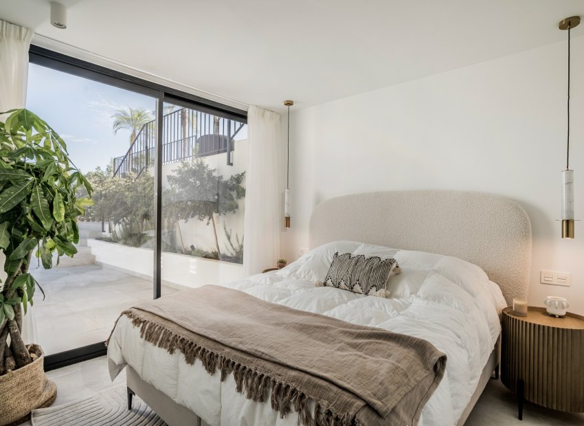 Resale - Villa - Marbella - Los Naranjos de Marbella