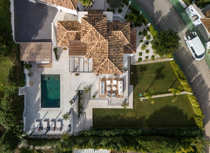 Resale - Villa - Marbella - Los Naranjos de Marbella