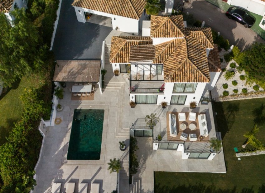 Resale - Villa - Marbella - Los Naranjos de Marbella