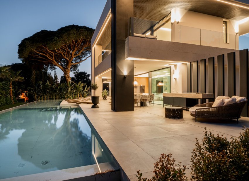 Resale - Villa - Marbella - Nagueles