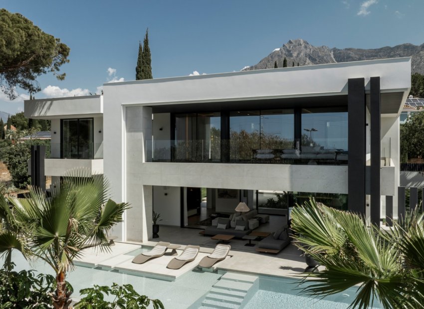 Resale - Villa - Marbella - Nagueles