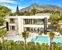 Resale - Villa - Marbella - Nagueles