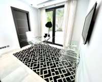 Resale - Villa - Marbella - Nueva Andalucía