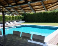 Resale - Villa - Marbella - Nueva Andalucía