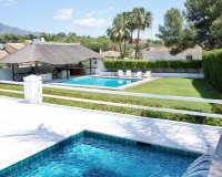 Resale - Villa - Marbella - Nueva Andalucía