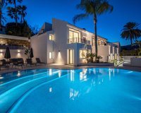 Resale - Villa - Marbella - Nueva Andalucía