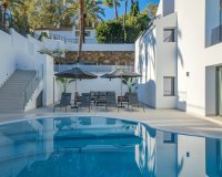 Resale - Villa - Marbella - Nueva Andalucía