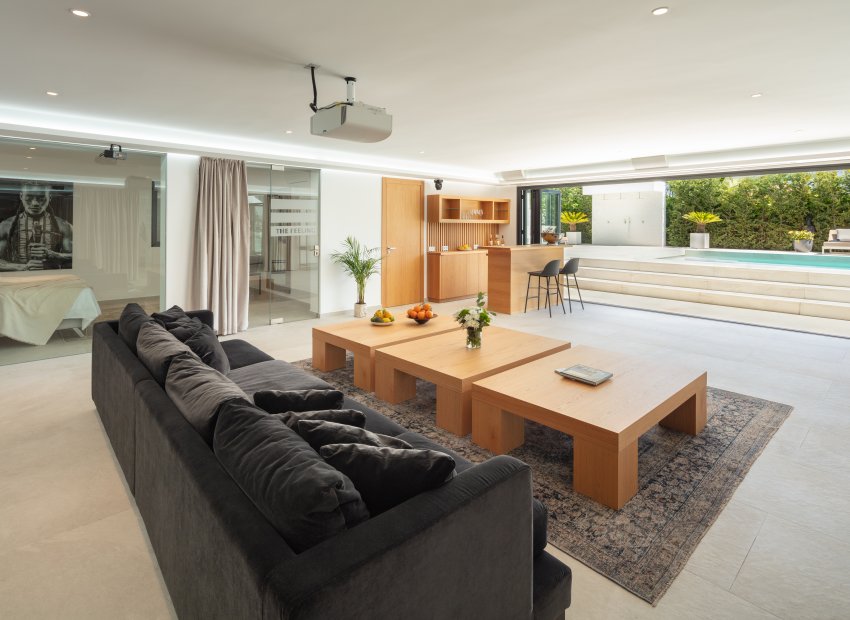 Resale - Villa - Marbella - Nueva Andalucía