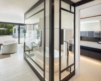 Resale - Villa - Marbella - Nueva Andalucía