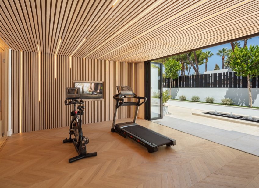 Resale - Villa - Marbella - Nueva Andalucía