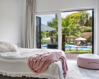 Resale - Villa - Marbella - Nueva Andalucía