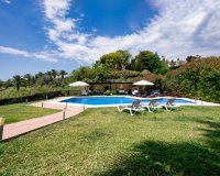 Resale - Villa - Marbella - Nueva Andalucía