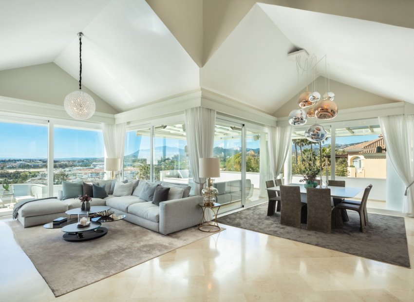 Resale - Villa - Marbella - Nueva Andalucía