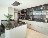 Resale - Villa - Marbella - Nueva Andalucía