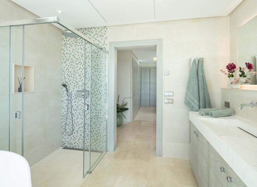 Resale - Villa - Marbella - Nueva Andalucía