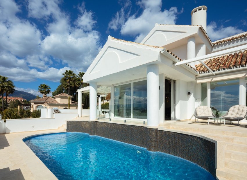 Resale - Villa - Marbella - Nueva Andalucía