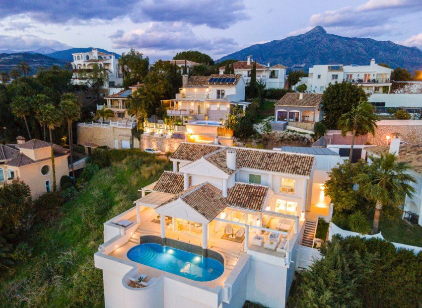 Resale - Villa - Marbella - Nueva Andalucía