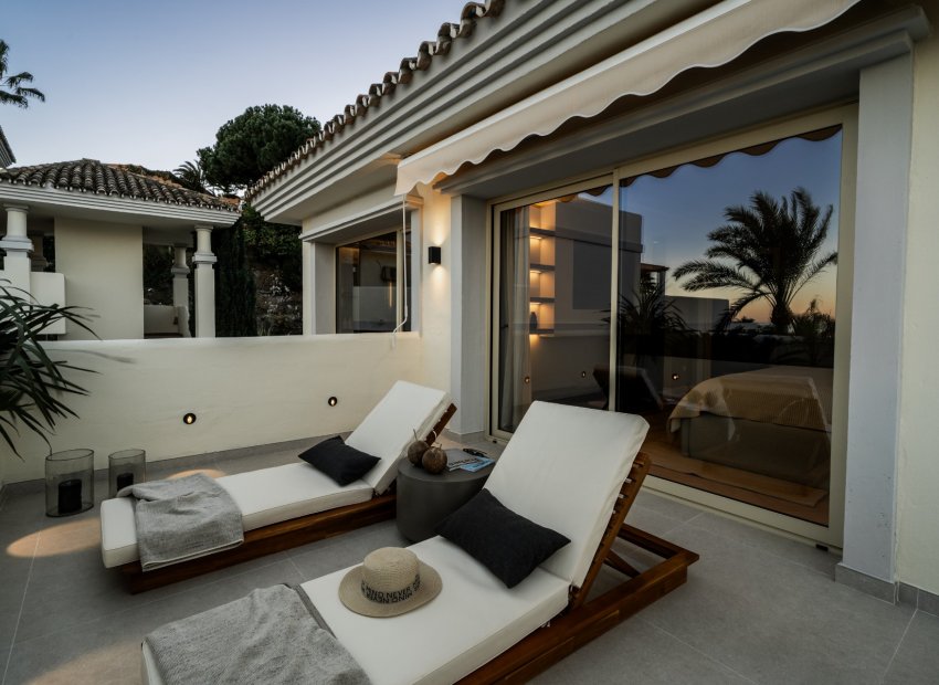 Resale - Villa - Marbella - Nueva Andalucía