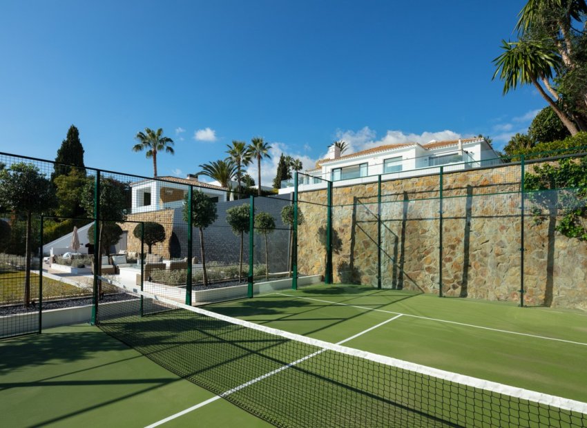 Resale - Villa - Marbella - Nueva Andalucía