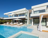 Resale - Villa - Marbella - Nueva Andalucía