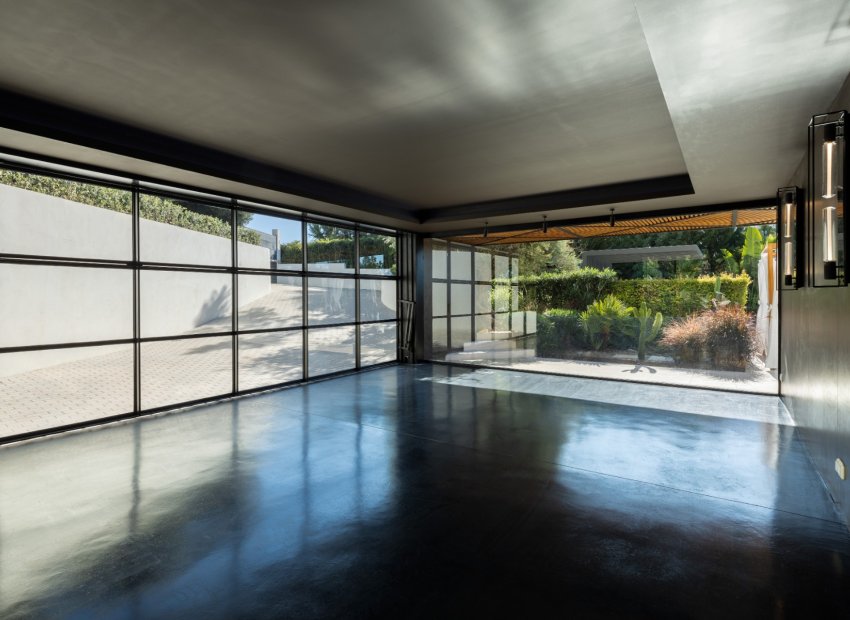 Resale - Villa - Marbella - Nueva Andalucía