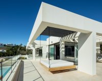 Resale - Villa - Marbella - Nueva Andalucía