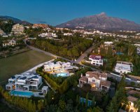 Resale - Villa - Marbella - Nueva Andalucía