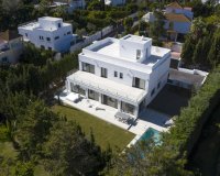 Resale - Villa - Marbella - Nueva Andalucía