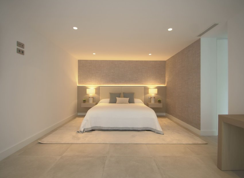 Resale - Villa - Marbella - Nueva Andalucía