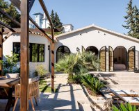 Resale - Villa - Marbella - Nueva Andalucía